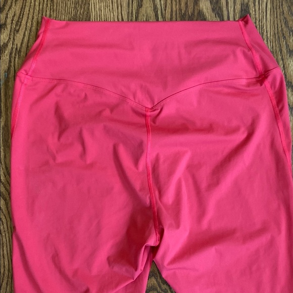 Coral-pink Soma WKND 360 7/8 leggings with hidden pocket, like new. Size L - Picture 11 of 13